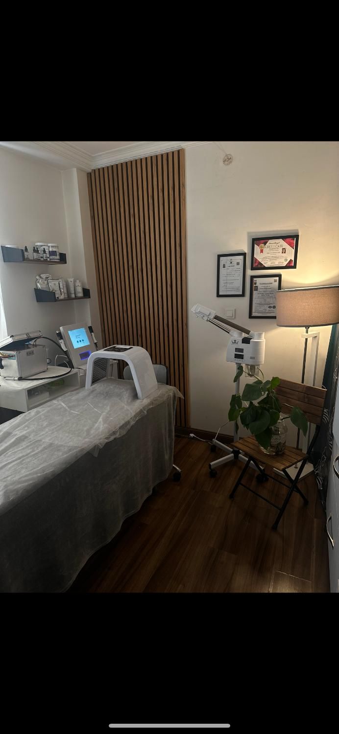 اجاره تخت و استخدام مژه ناخن بافتمو فیشال مزون|آرایشگاه و سالن‌های زیبایی|تهران, سعادت‌آباد|دیوار