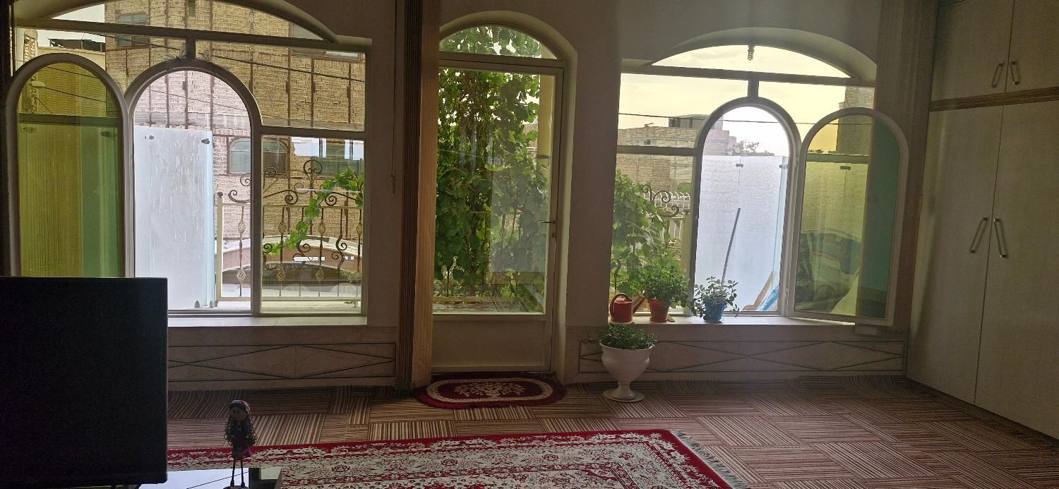آپارتمان ۱۳۷متری، ۲ خوابه.فول امکانات|فروش آپارتمان|اصفهان, خوراسگان|دیوار