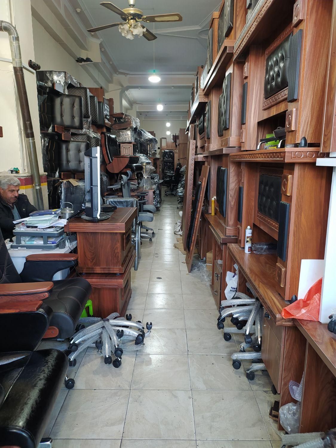 تولید کننده میز اداری و کارمندی و صندلی|مبلمان اداری|تبریز, |دیوار