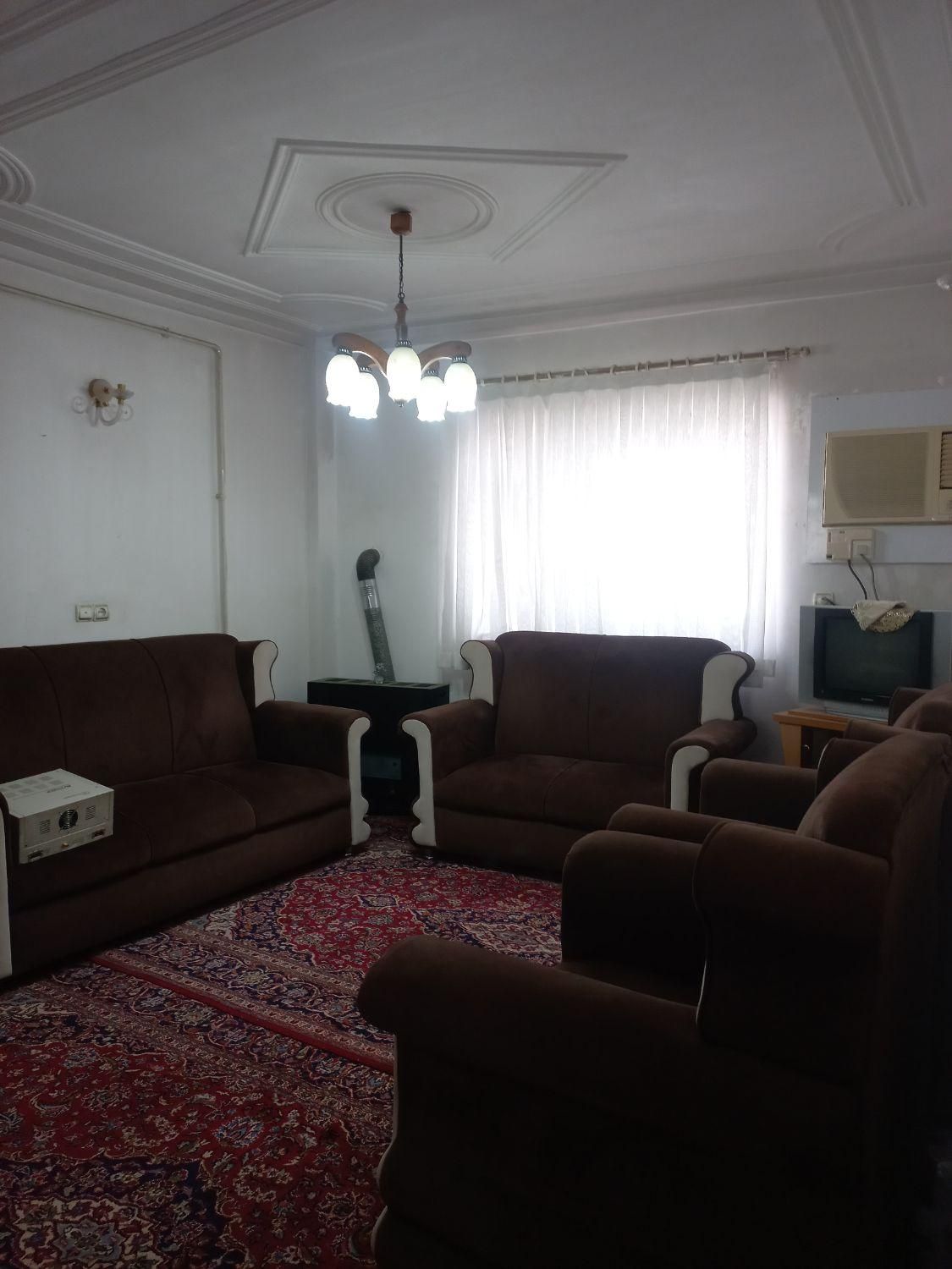 آپارتمان مسکونی ۸۰متری.     گاز|فروش آپارتمان|رشت, منظریه|دیوار