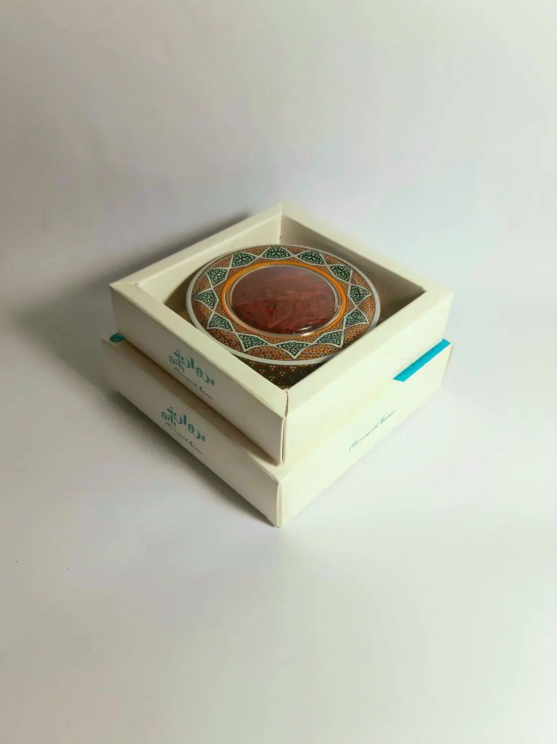 زعفران یک مثقال سوپرنگین صادراتی|خوردنی و آشامیدنی|تهران, باغ فیض|دیوار