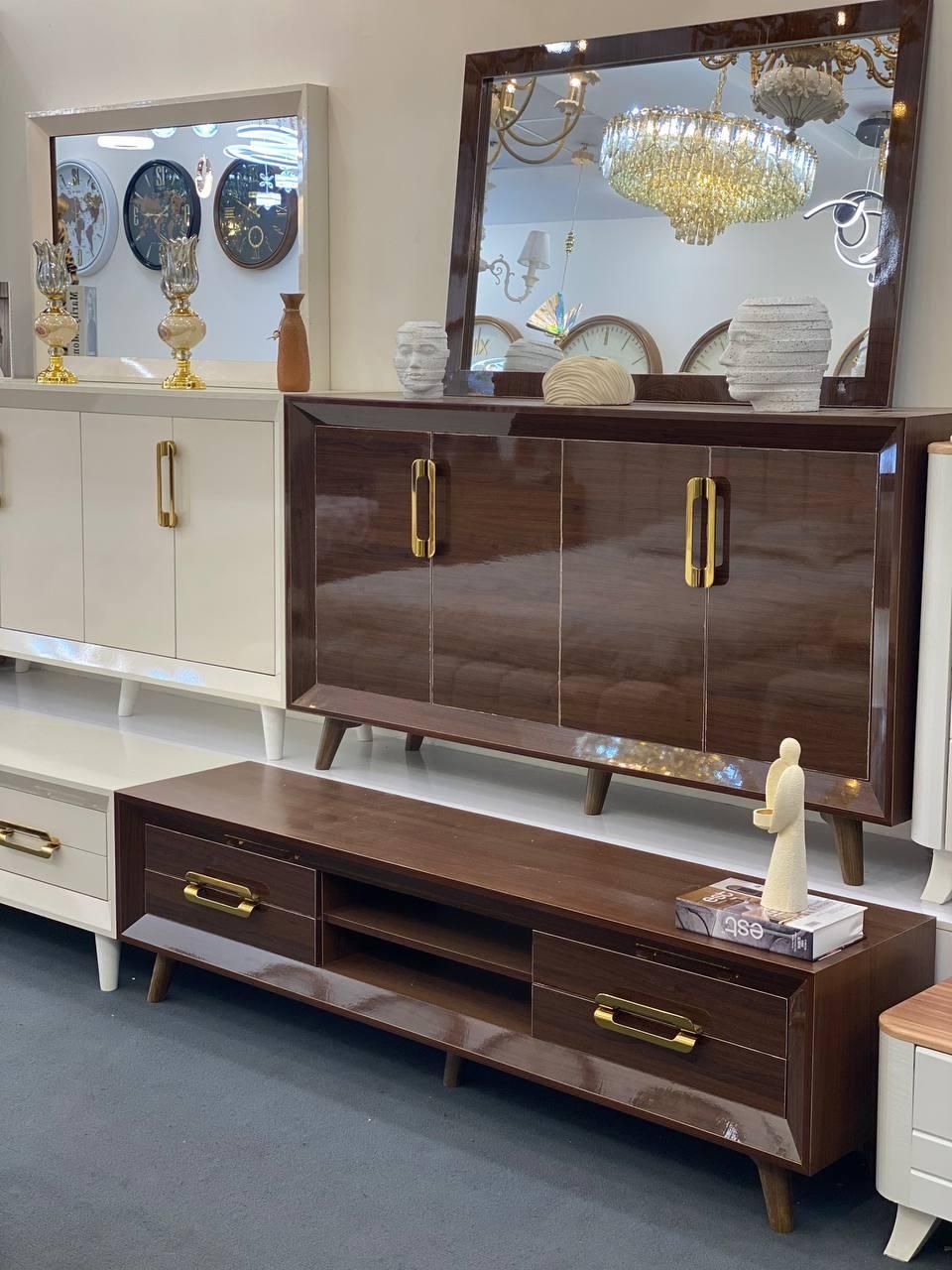 کنسول و میز تلوزیون لارنس|بوفه، ویترین، کنسول|قم, دورشهر|دیوار