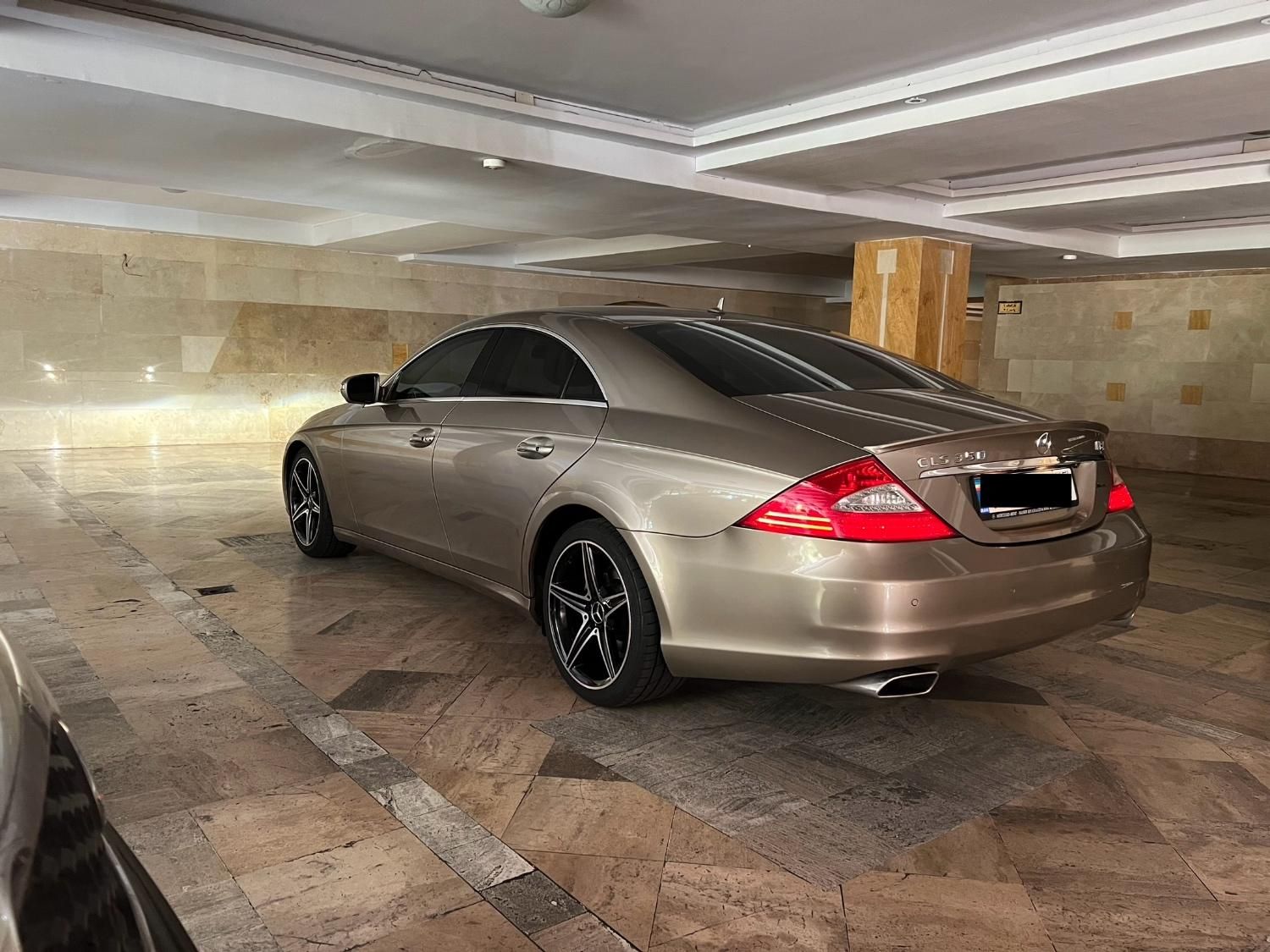 بنز کلاس CLS CLS350، مدل ۲۰۰۹|خودرو سواری و وانت|تهران, سعادت‌آباد|دیوار