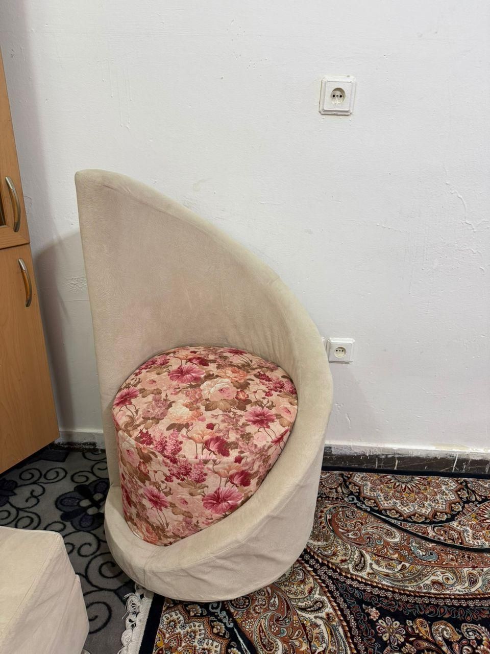 مبل ۹ نفره ب همراه ناهار خوری ست|مبلمان خانگی و میز عسلی|کنارک, |دیوار