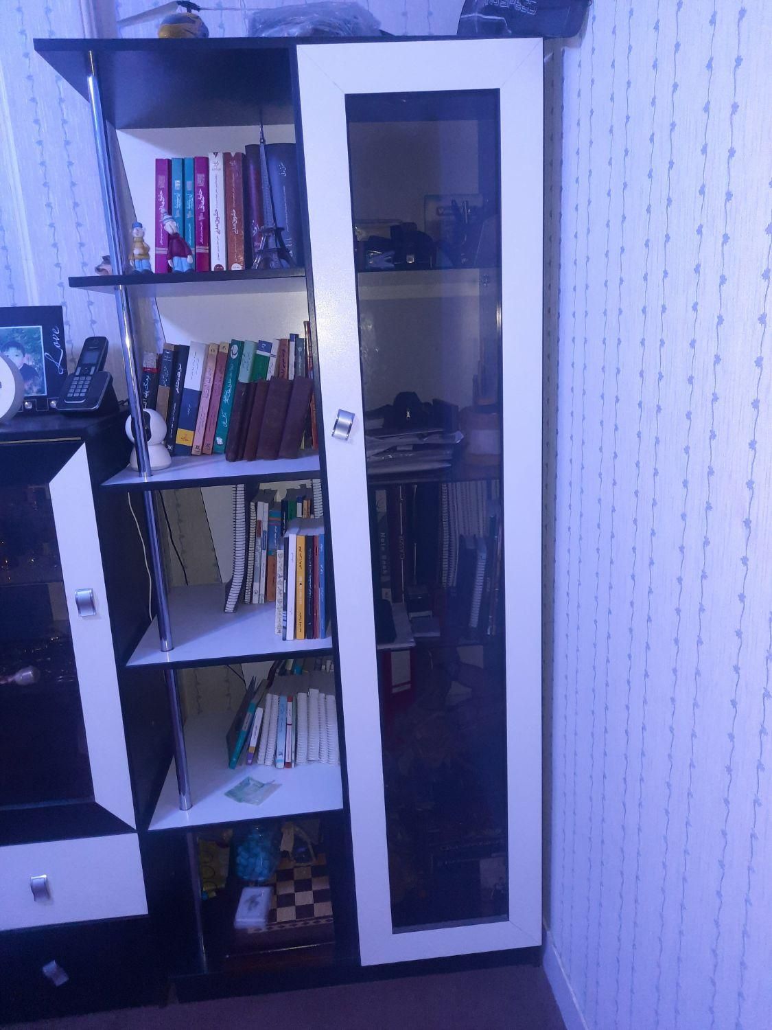کتابخانه|کتابخانه، شلف، قفسه‌های دیواری|نسیم‌شهر, |دیوار