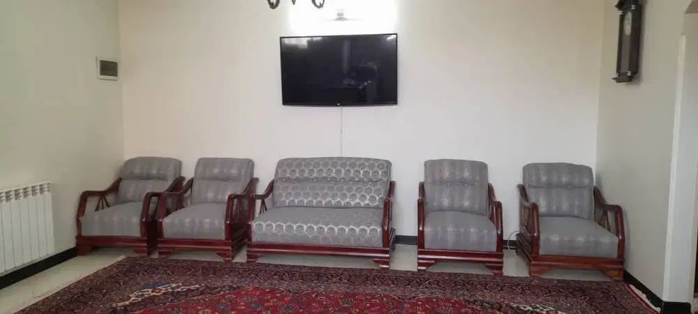 مبل راحتی ۸ نفره|مبلمان خانگی و میز عسلی|اصفهان, عسگریه|دیوار