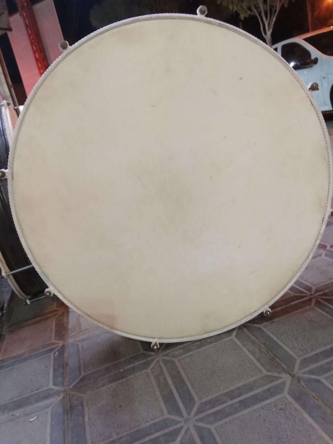 طبل تمیز سالم|درام و پرکاشن|قائن, |دیوار