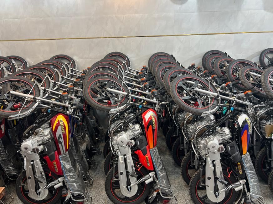 پرواز احسان ۲۰۰ خشک صفر ۱۴۰۴|موتورسیکلت|اصفهان, فروردین|دیوار