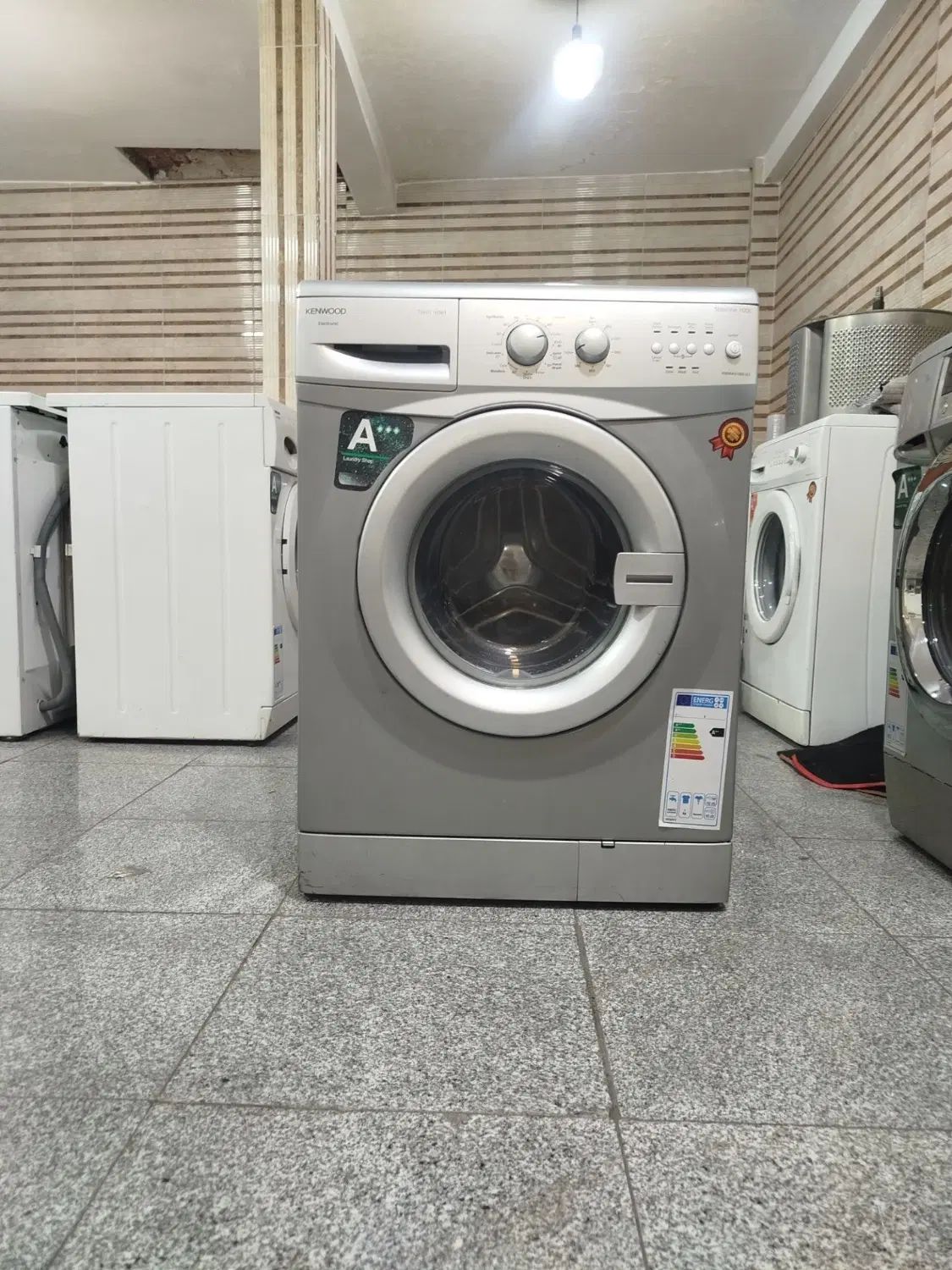 ماشین لباسشویی کنوود ۷ کیلو کارکرده مدلKit356|ماشین لباسشویی و خشک‌کن لباس|تهران, استاد معین|دیوار