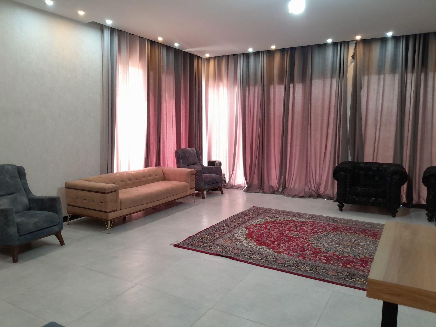 ویلای اجاره ای/روزانه/هفتگی/ماهانه|اجارهٔ کوتاه‌مدت ویلا و باغ|تهران, جوادیه تهرانپارس|دیوار