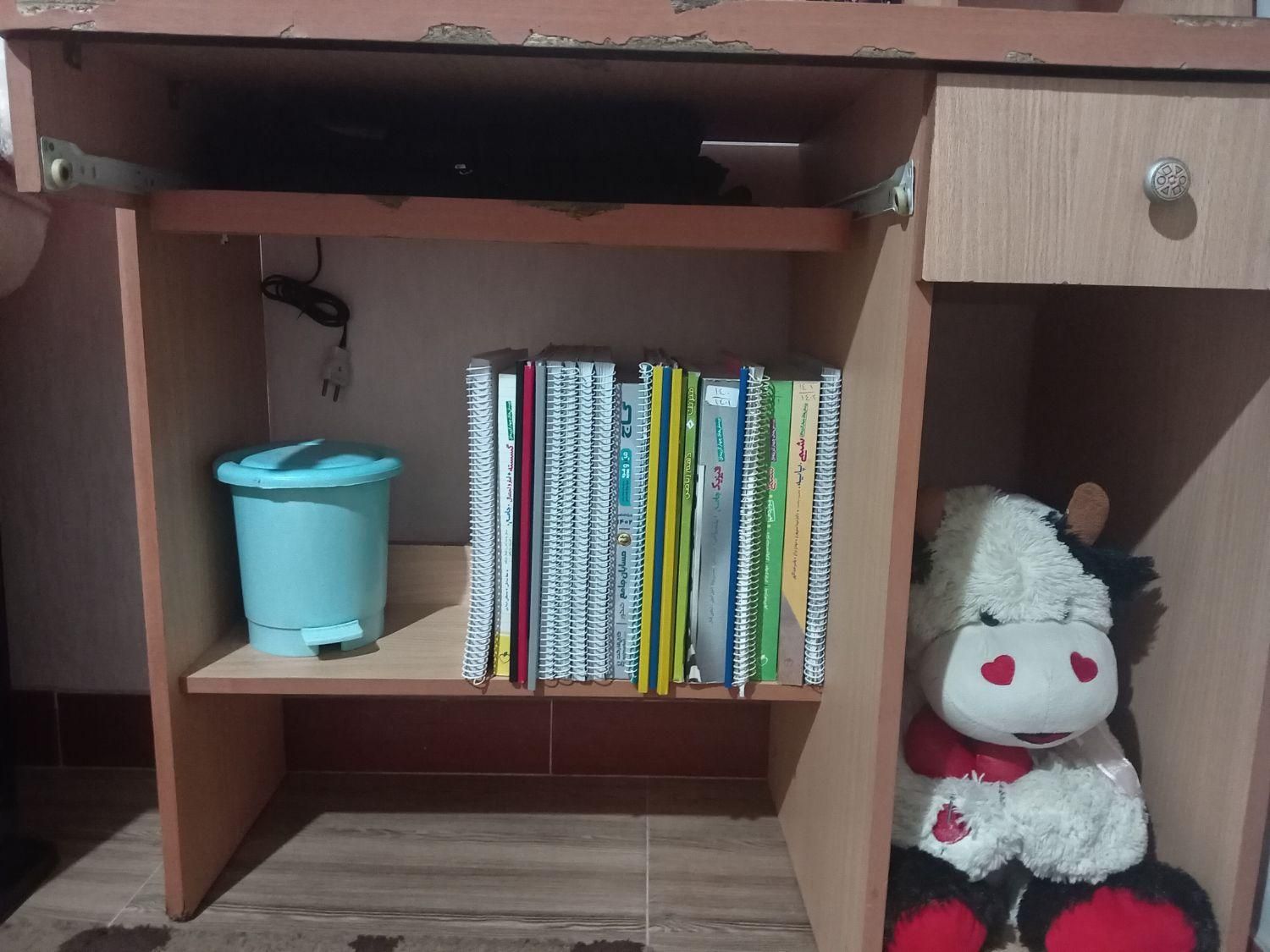 میزتحریر/ کامبیوتر/ کتابخانه|میز تحریر و کامپیوتر|کرج, شعبان‌آباد|دیوار