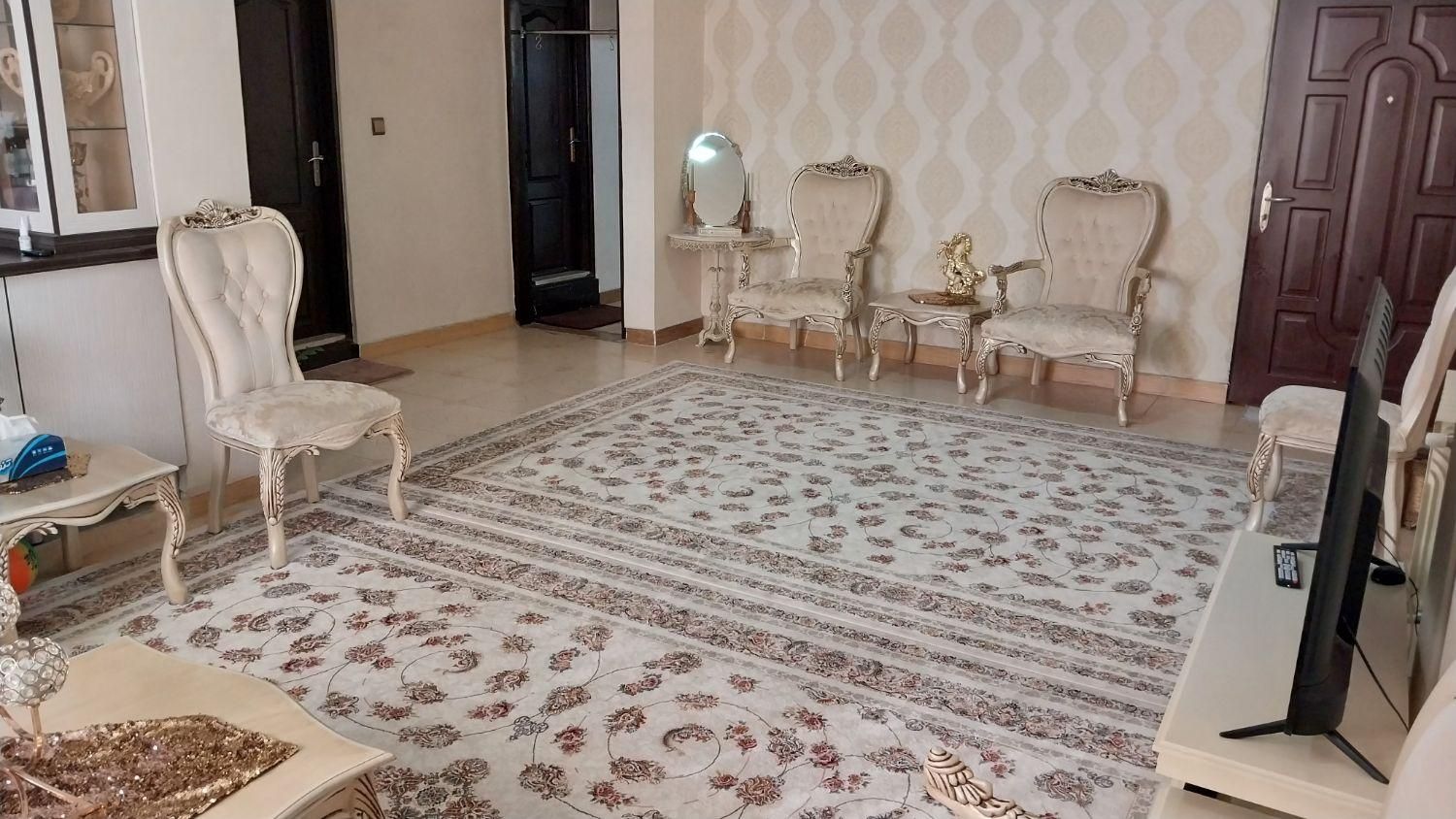 82متردوخوابه سنددار ارشاد فروش فوری معاوضه باخونه|فروش آپارتمان|رشت, شالکو|دیوار