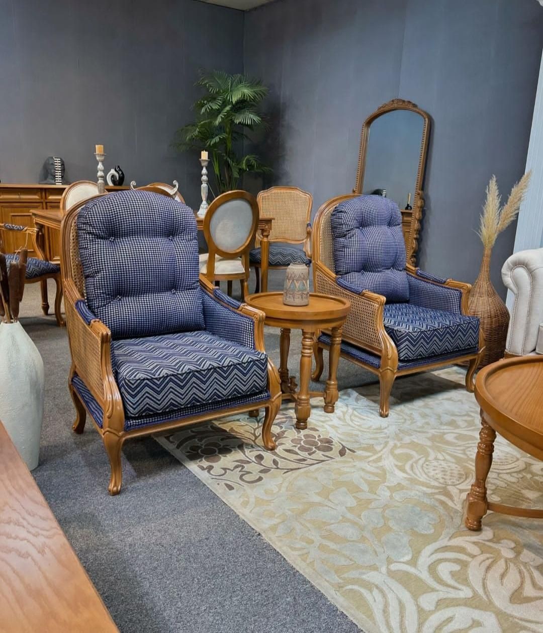 بازار بزرگ مبل ملل بندرعباس کسر از حقوق حکمت کارت|مبلمان خانگی و میز عسلی|بندرعباس, |دیوار