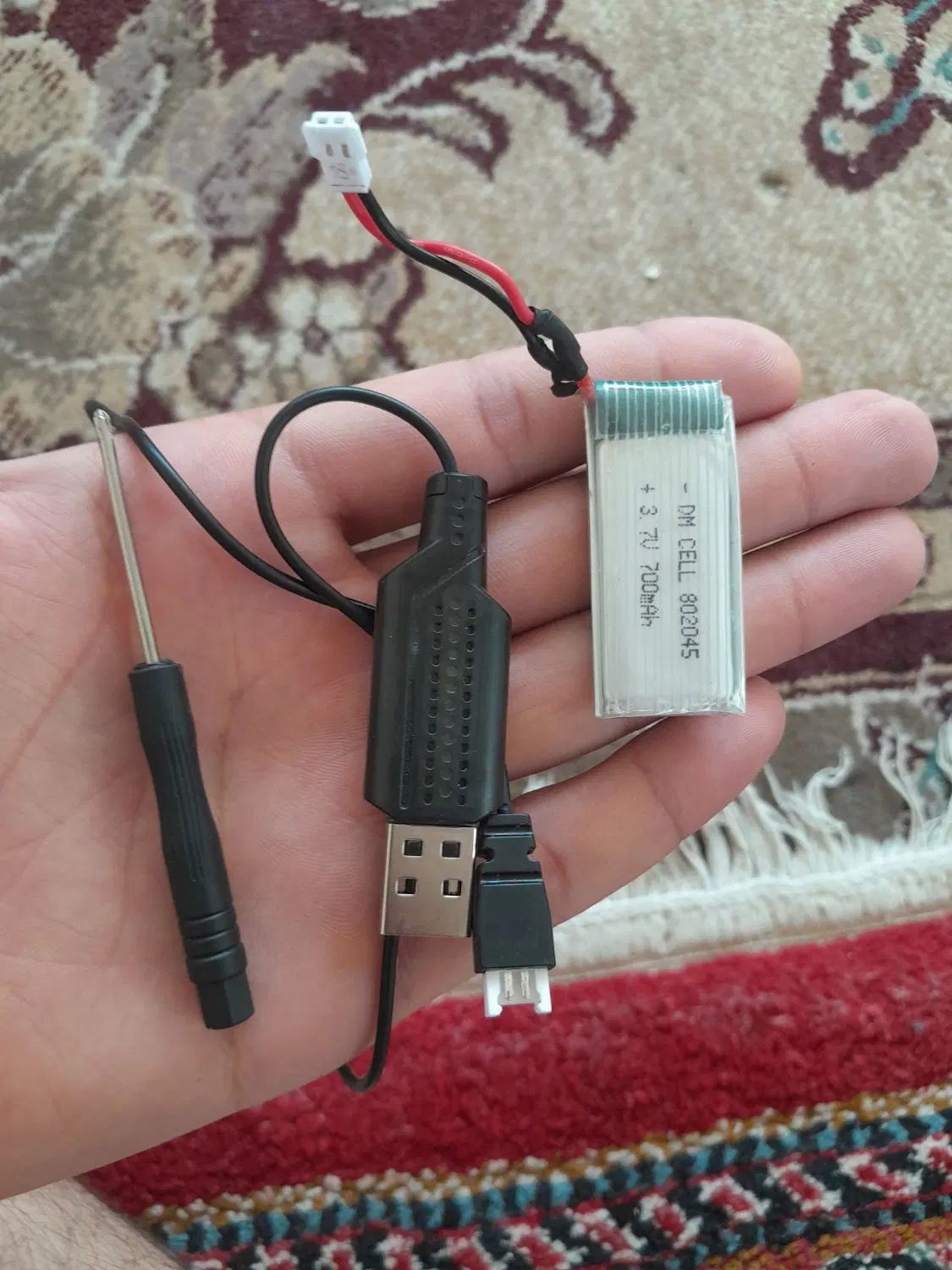 باطری نونو نو هست هیچی کار نکرد با شارژر|دوربین عکاسی و فیلم‌برداری|اصفهان, احمدآباد|دیوار