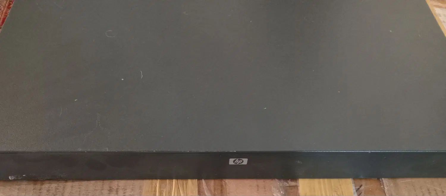 کنسول hp tft 7600 RKM وhp  kvm switch 16 port|قطعات و لوازم جانبی رایانه|تهران, بنی‌هاشم|دیوار