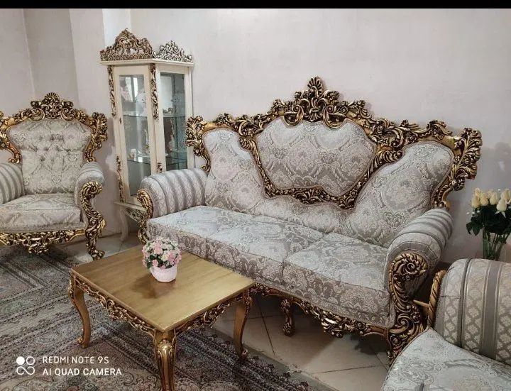 مبل تمام چوب سلطنتی سالم وتمیز۷۶ملیون رباط کریم|مبلمان خانگی و میز عسلی|رباط‌کریم, رباط‌کریم|دیوار