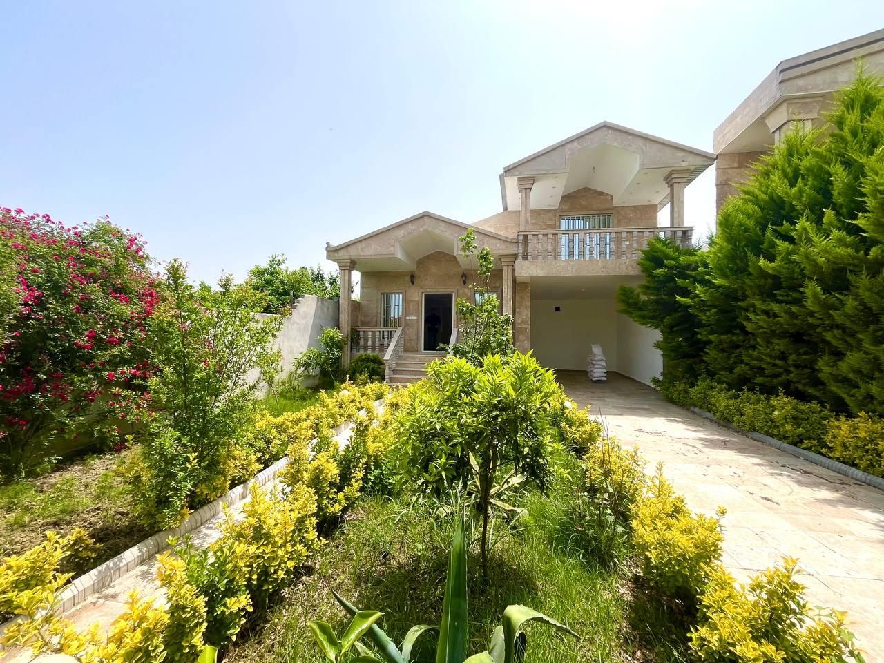 ویلاباغ 300متری شهرک سیکاس سندار|فروش خانه و ویلا|محمودآباد, |دیوار