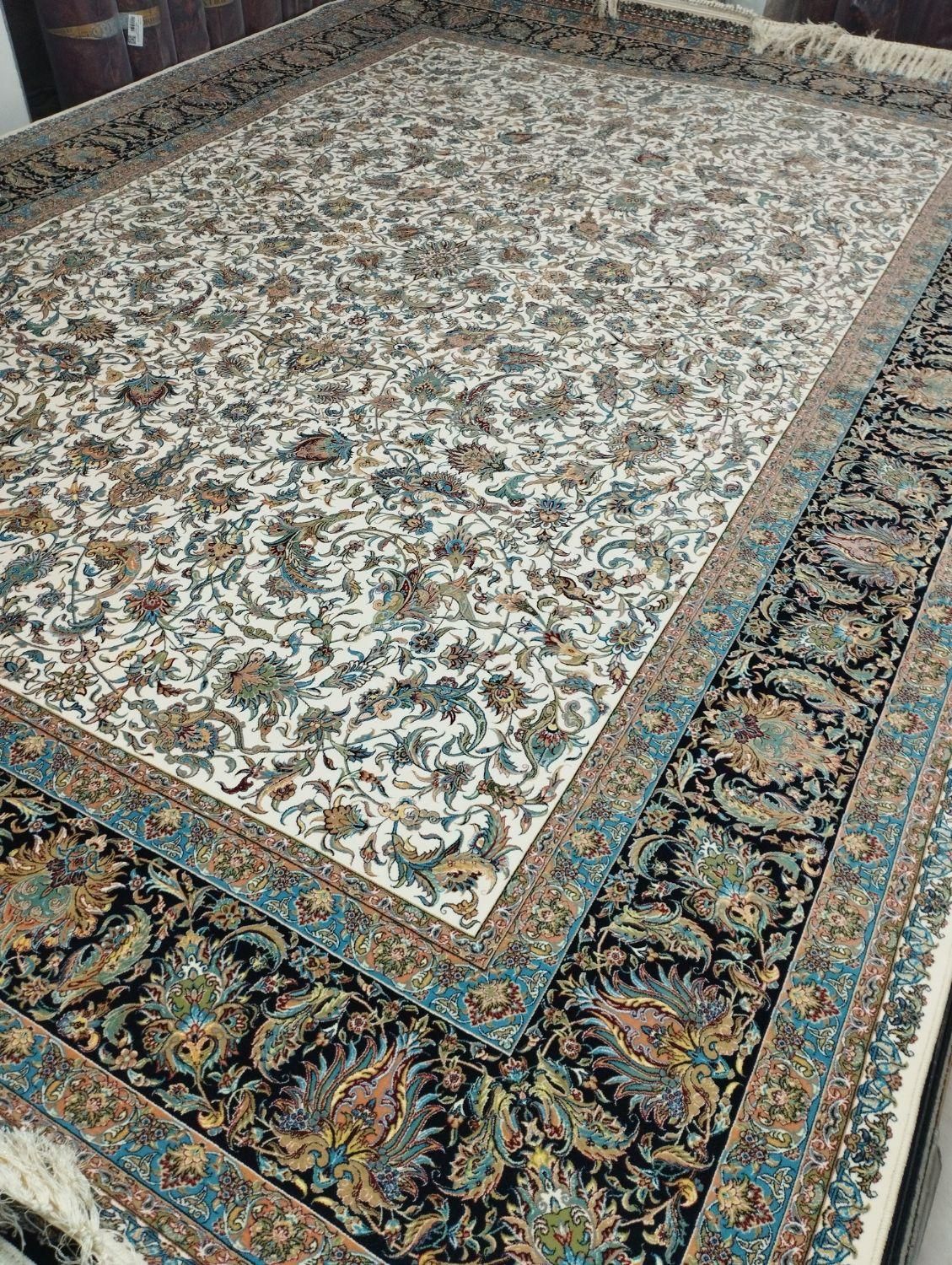 فرش طرح افشان عقیق با زمینه کرم ۶و۹و۱۲ متری|فرش|قم, باجک دو|دیوار