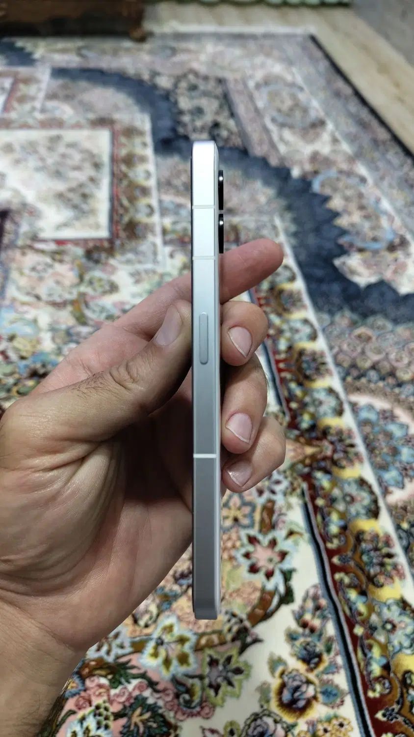 ناتینگ phone 2 با حافظهٔ ۲۵۶ گیگابایت رم ۱۲|موبایل|کرمانشاه, |دیوار