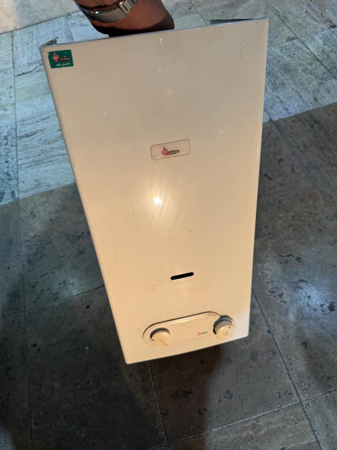 آبگرمکن دیواری بوتان|آبگرمکن، پکیج، شوفاژ|کرج, عظیمیه|دیوار