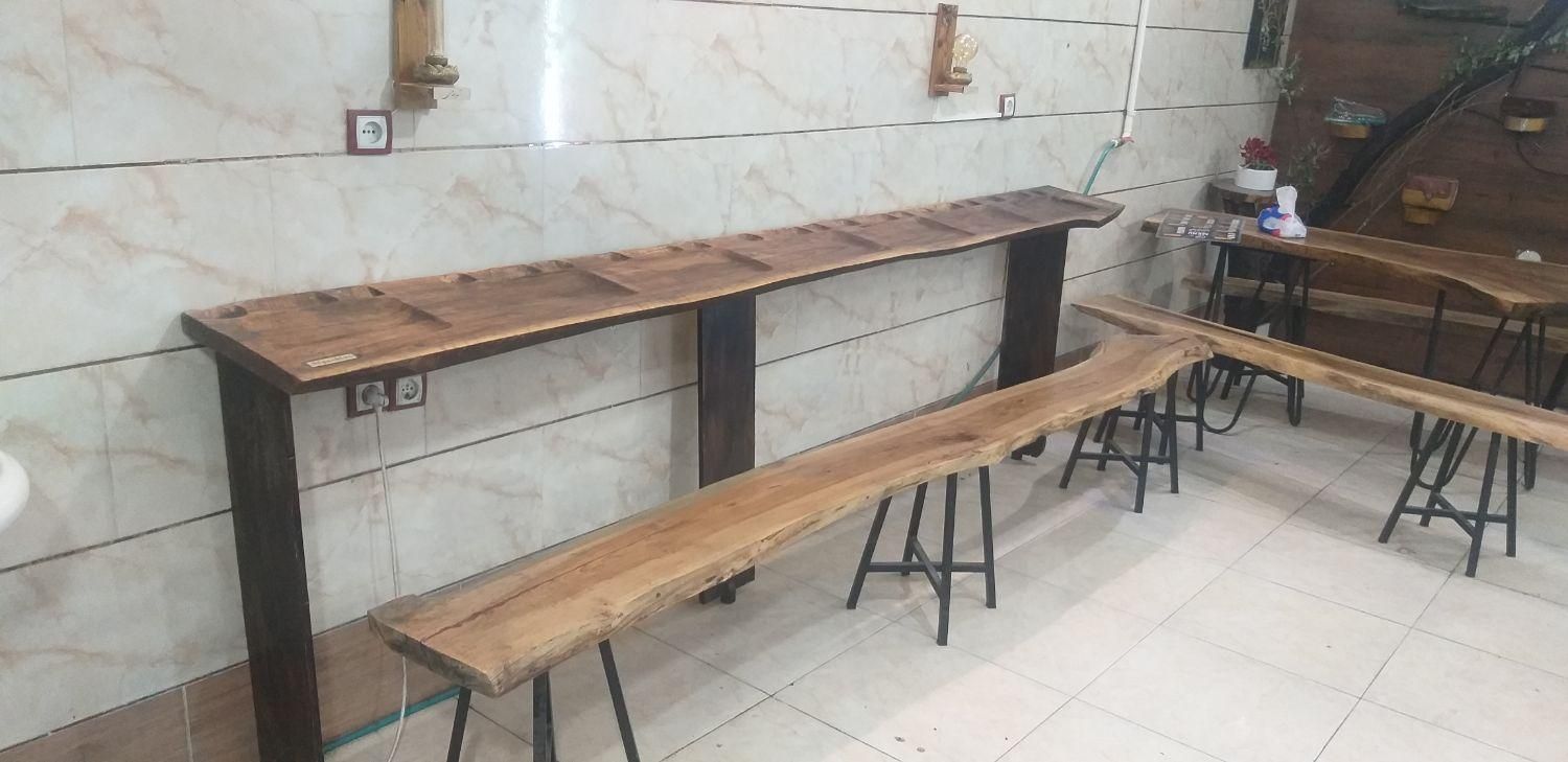 انواع میز چوب طبیعی روستیک و رزینی|مبلمان خانگی و میز عسلی|شهرضا, |دیوار