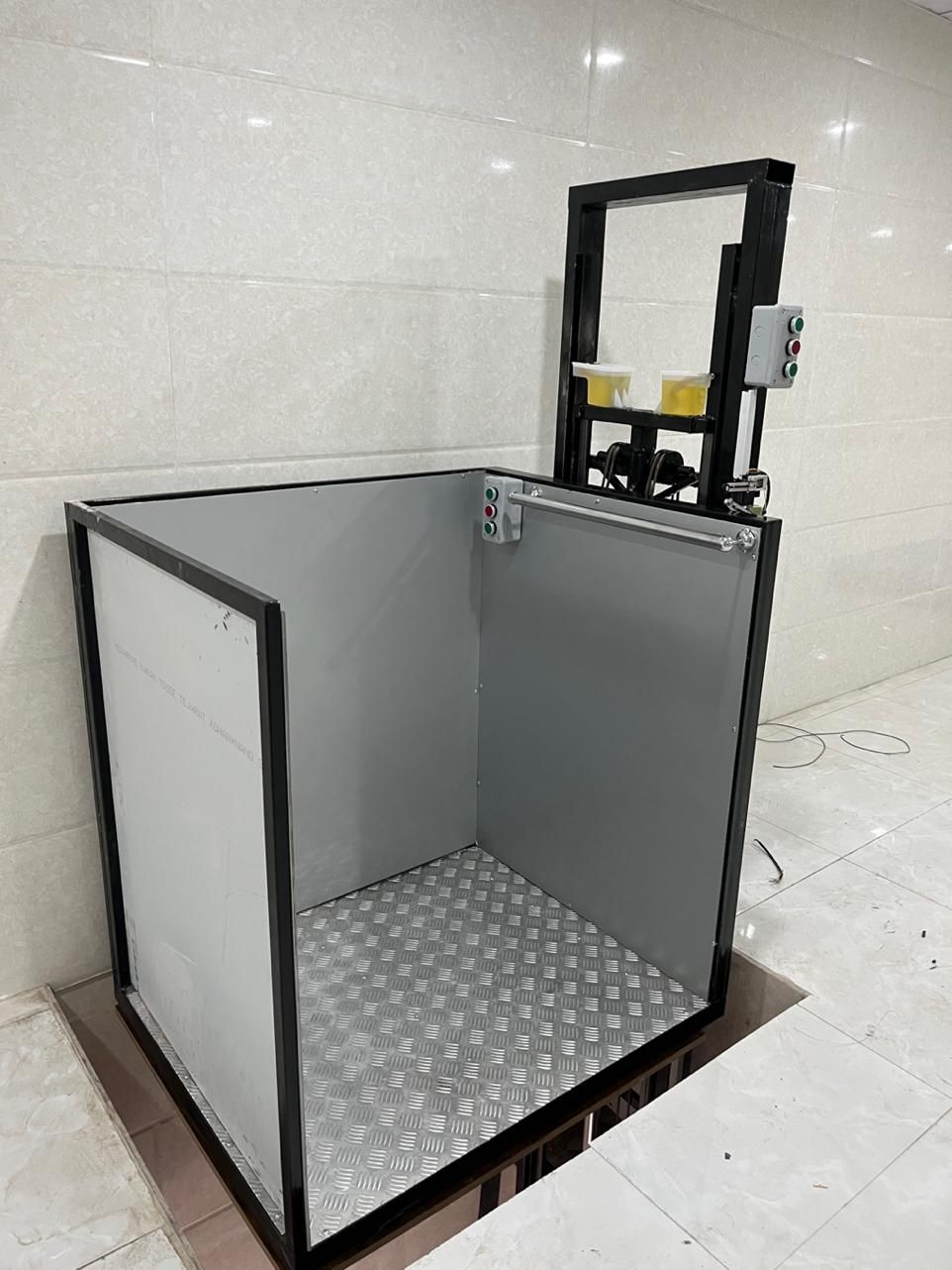 فروش انواع بالابر هیدرولیک|ماشین‌آلات صنعتی|شیراز, ارم|دیوار