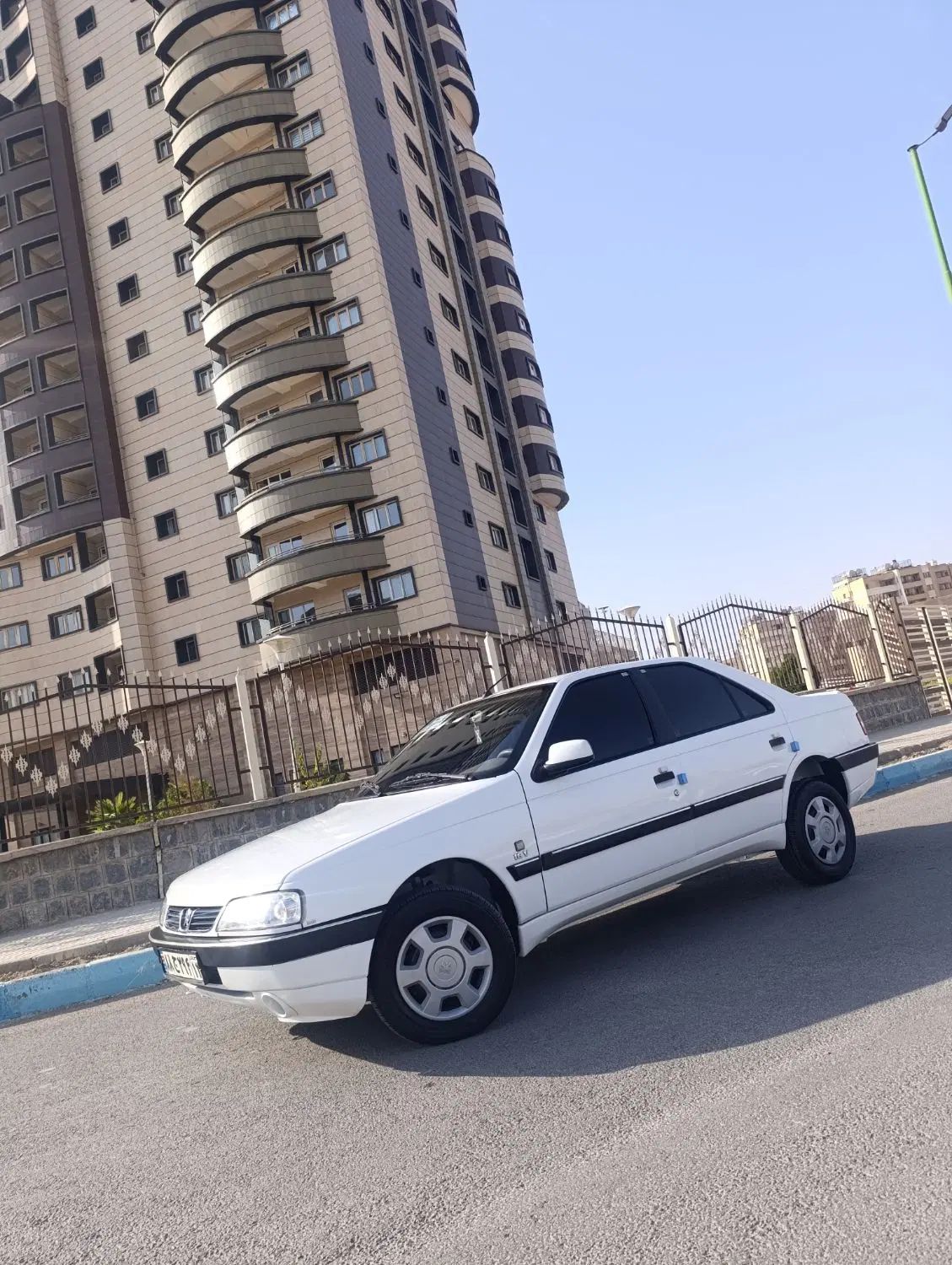 پژو405slx|خودرو سواری و وانت|اصفهان, آبشار|دیوار
