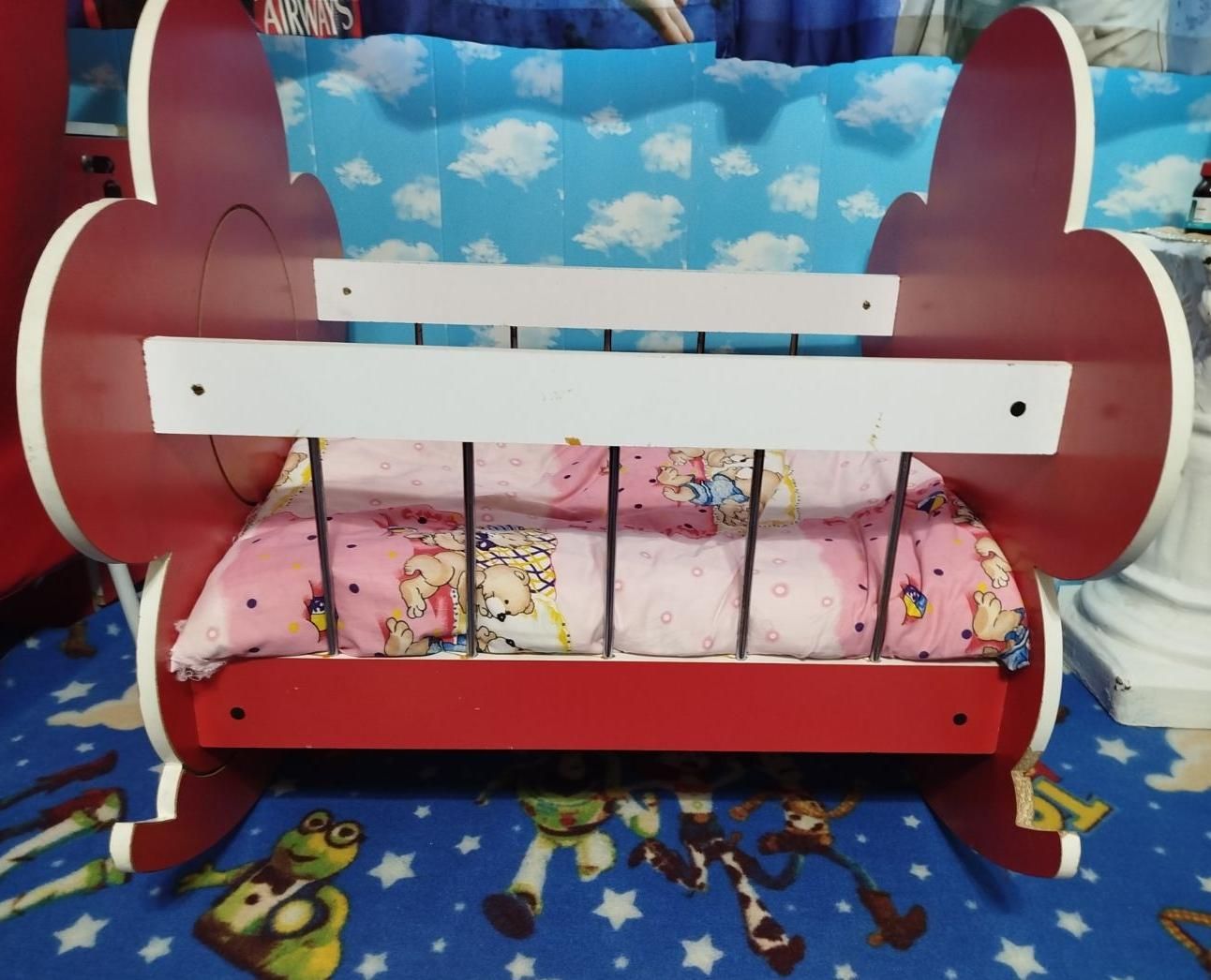 تخت و لوازم بچه|تخت و صندلی بچه|تبریز, |دیوار