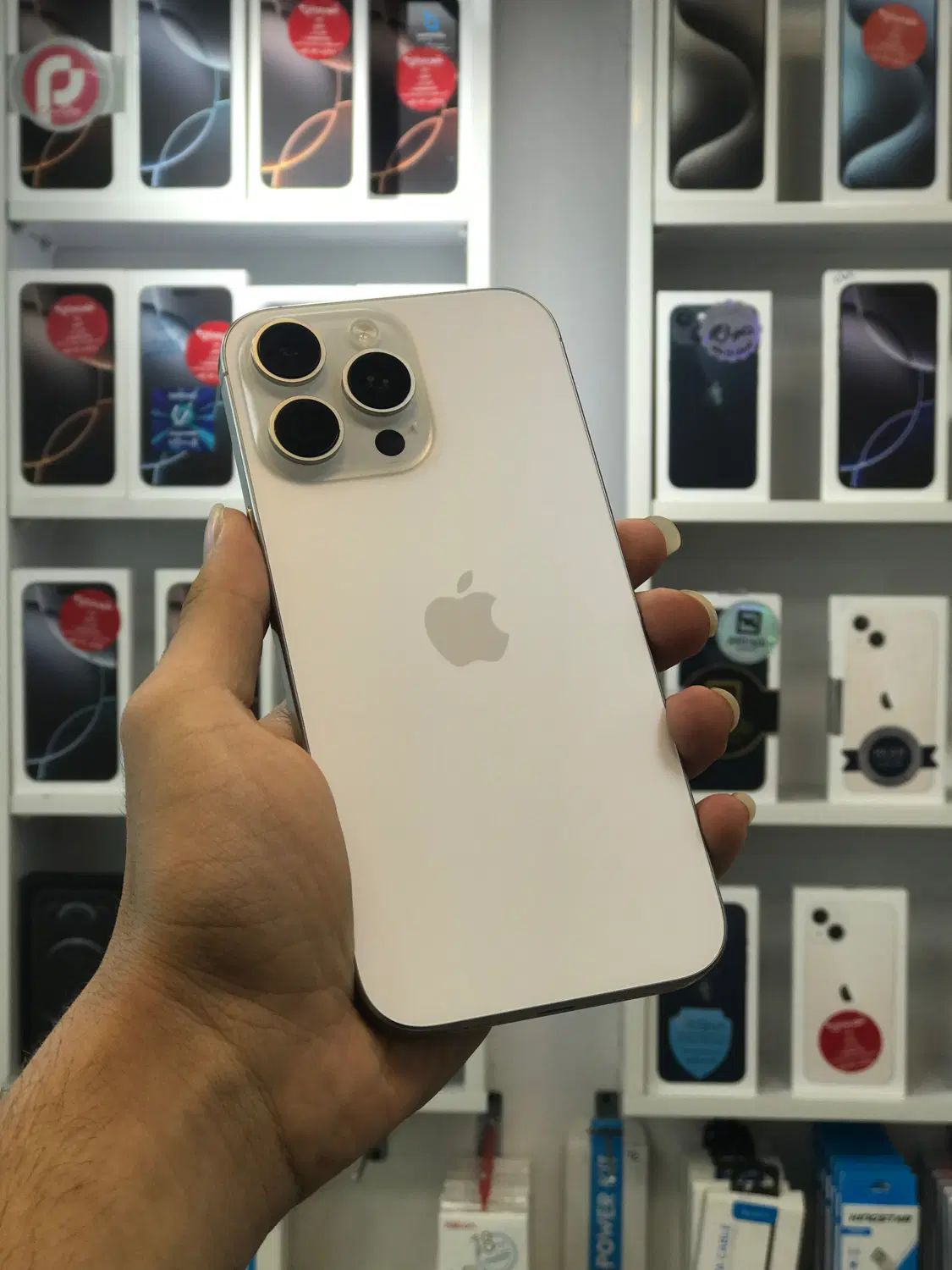 گارانتی ۱۵ ماهiPhone 16 pro max|موبایل|رشت, بازار|دیوار