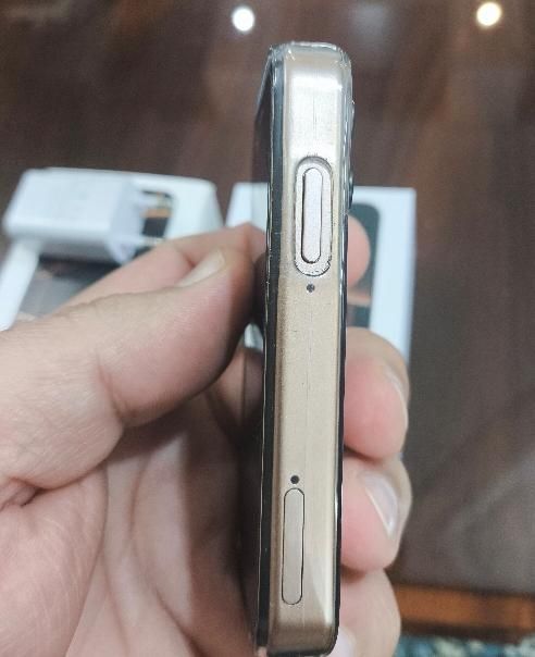 اپل iPhone 16 Pro با حافظهٔ ۵۱۲ گیگابایت|موبایل|مشهد, سرافرازان|دیوار