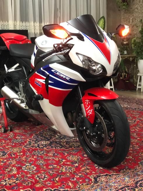 Cbr1000 2009 سی بی ار|موتورسیکلت|تهران, دولت‌آباد|دیوار