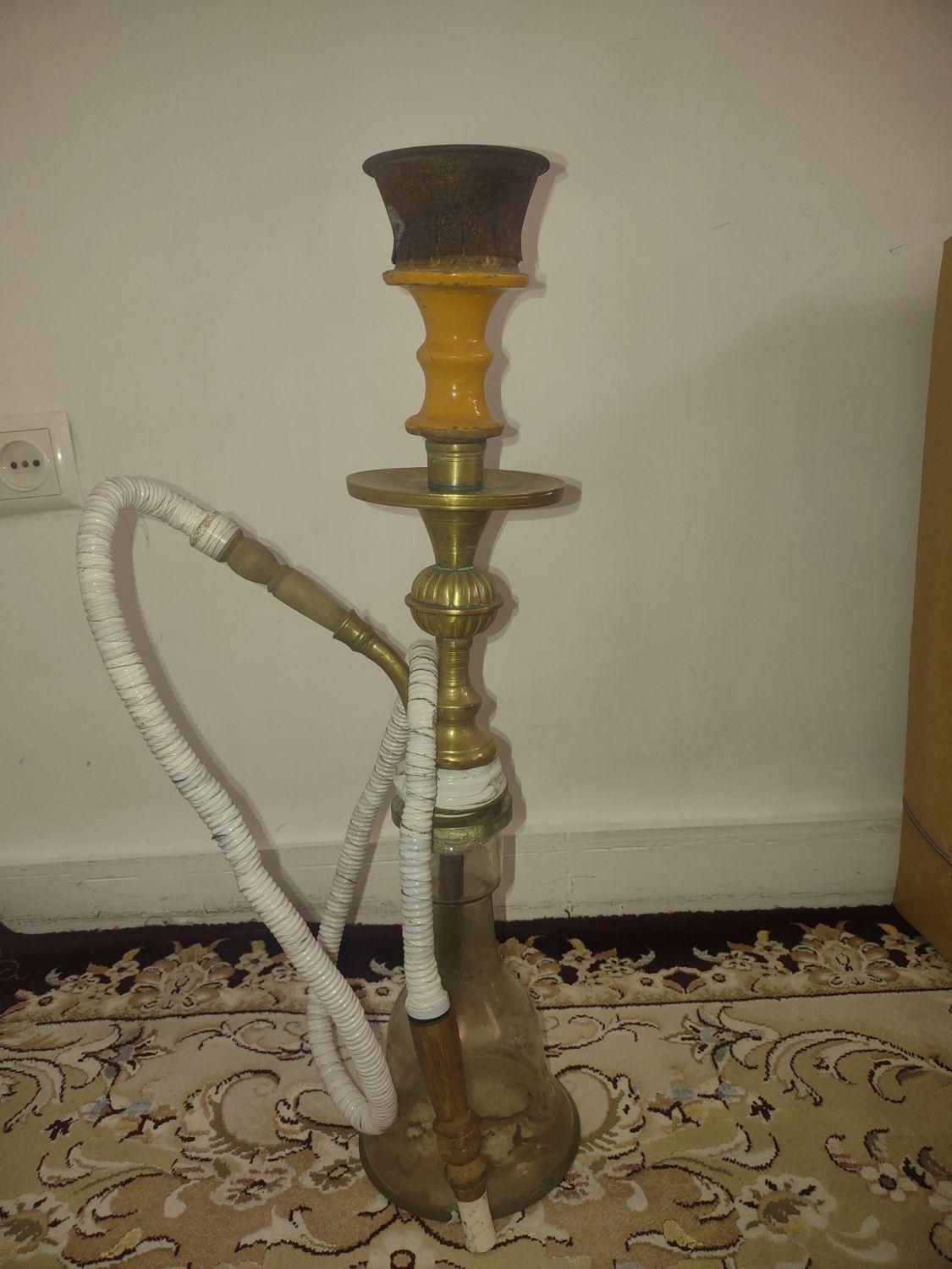 قلیان برنجی|کلکسیون اشیاء عتیقه|تهران, امامزاده حسن(ع)|دیوار