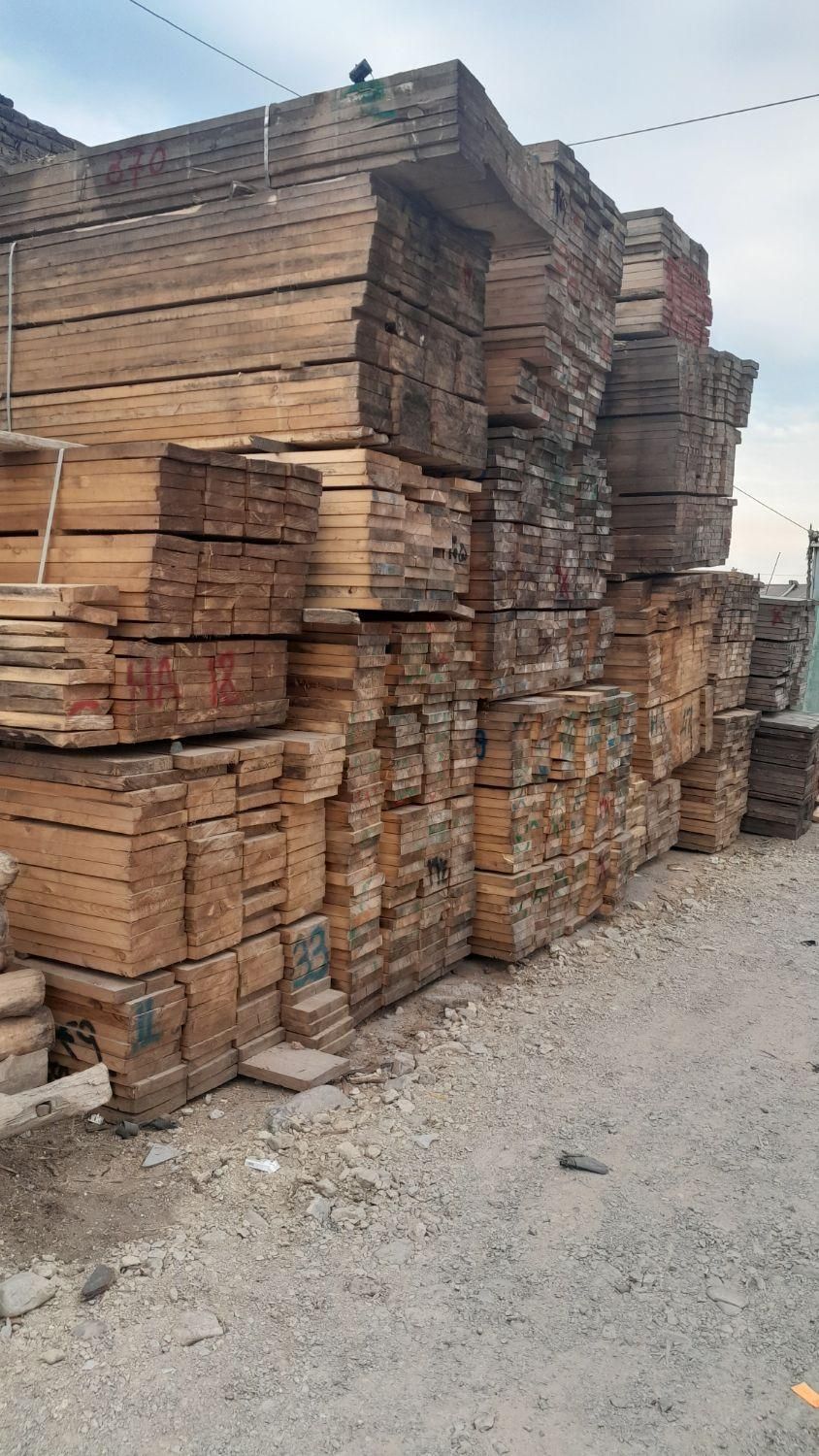 دنیای تخته داربستی بنایی بشکه نردبان های چوبی خوب|حراج|تهران, تهران‌نو|دیوار