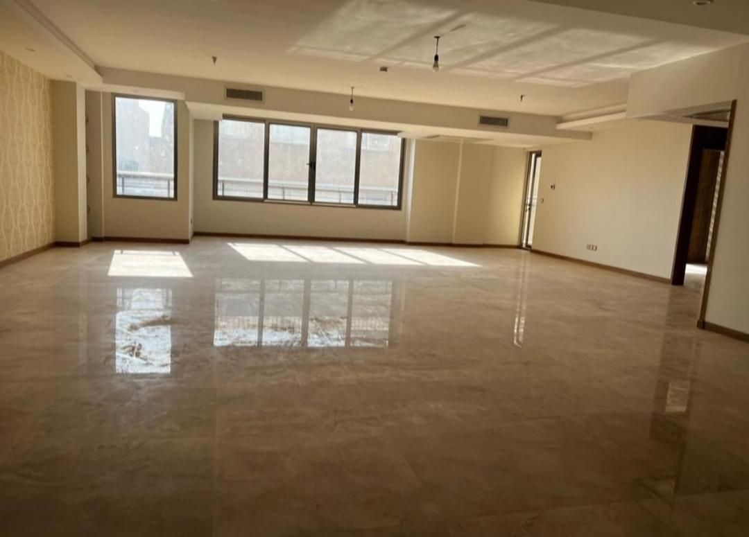 آپارتمان۳۰۰متر/باغ زرشک/۴خواب/تک واحد|فروش آپارتمان|اصفهان, باغ زرشک|دیوار