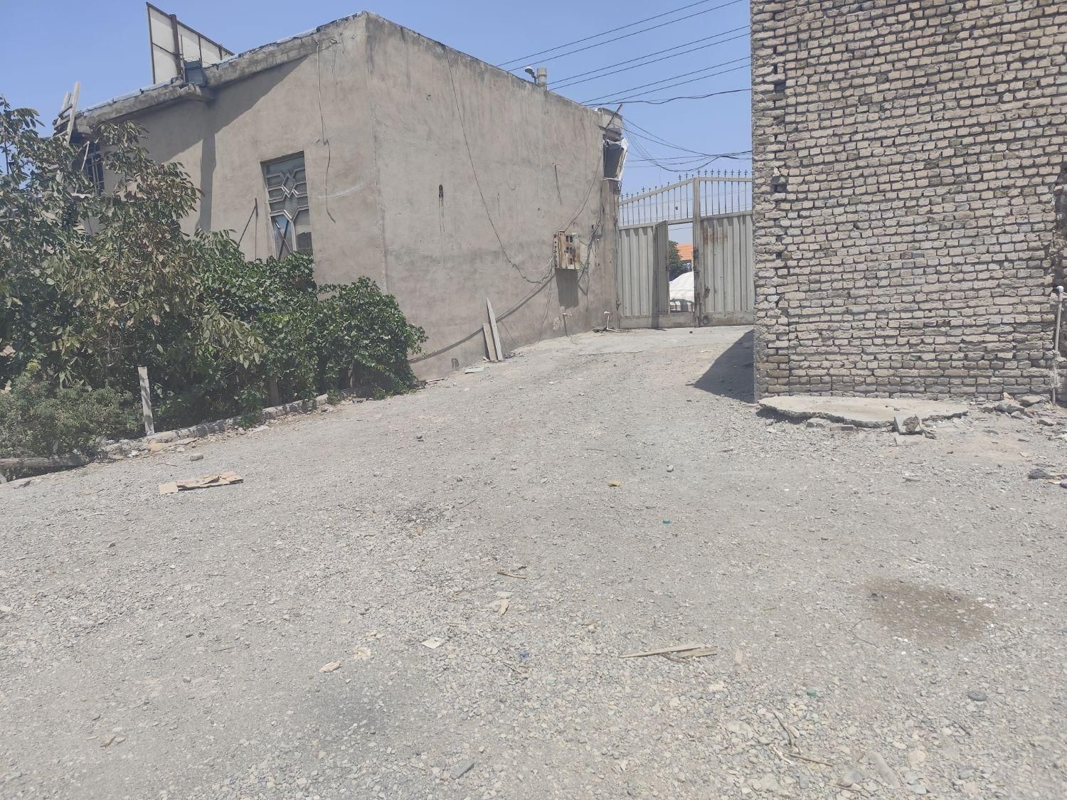 چهاردیوار2000متربرق200آمپربرجاده شهریار به آدران|اجارهٔ دفتر صنعتی، کشاورزی، تجاری|صباشهر, |دیوار