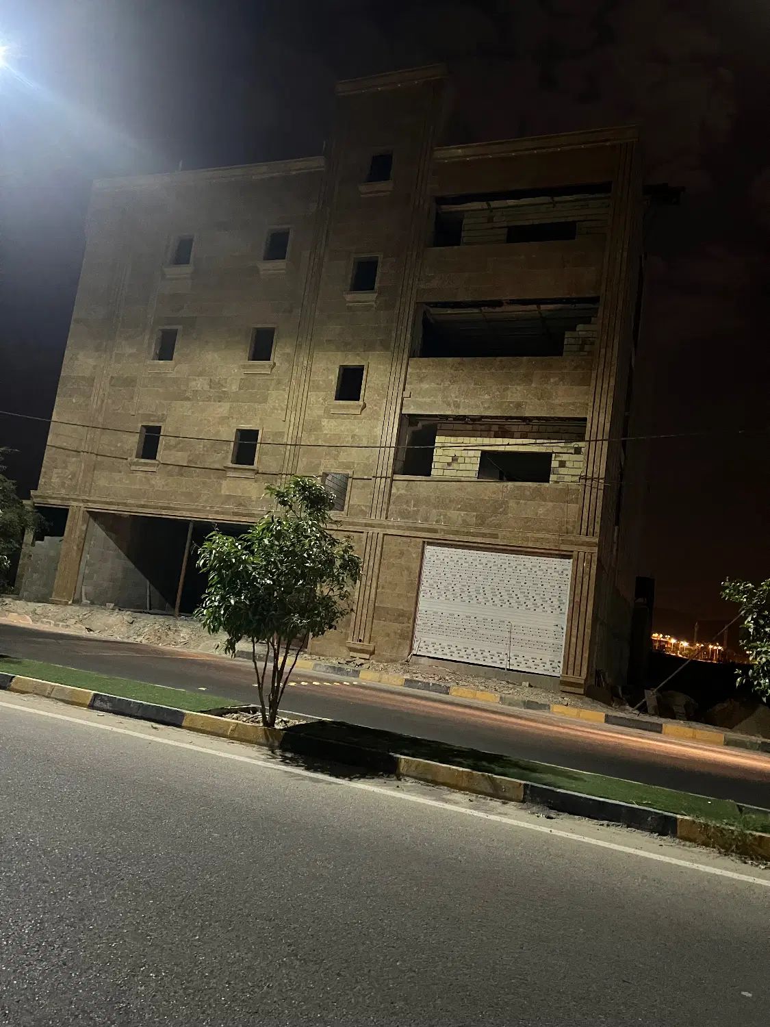 آپارتمان دو خواب نه واحدی رو ب نما معاوضه با خودرو|فروش آپارتمان|جم, |دیوار