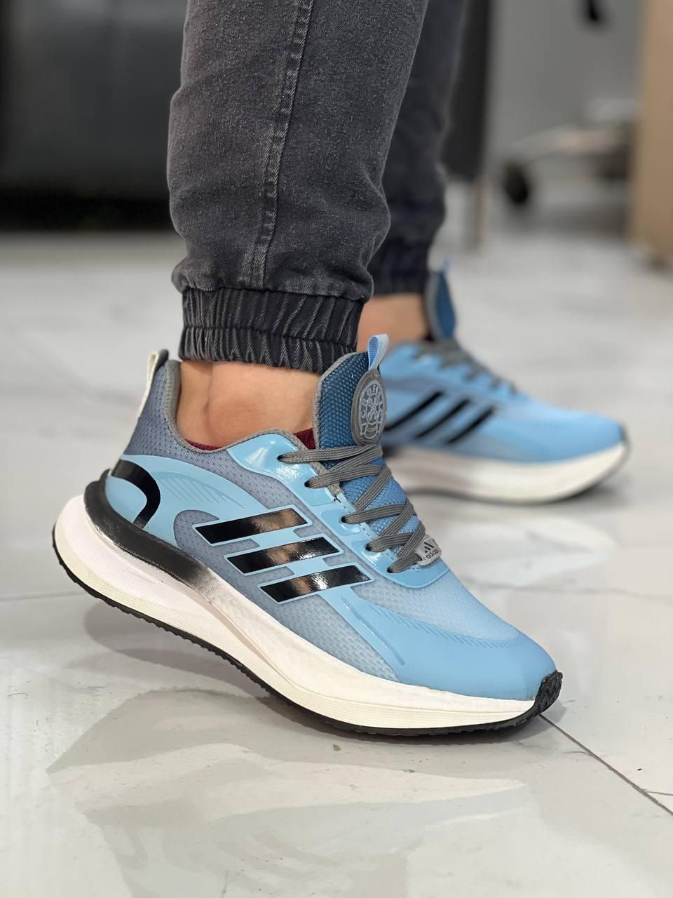 کفش کتونی اسپرت مدل آدیداس اولترابوستadidas|کیف، کفش، کمربند|تهران, نعمت‌آباد|دیوار