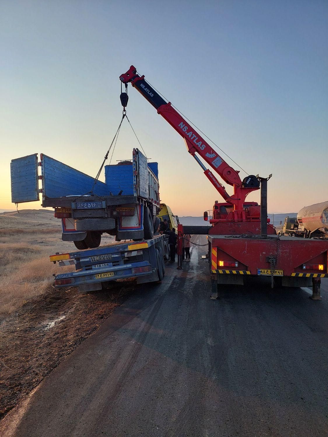 جرثقیل ۱۵تن کفی|خدمات حمل و نقل|اردبیل, |دیوار