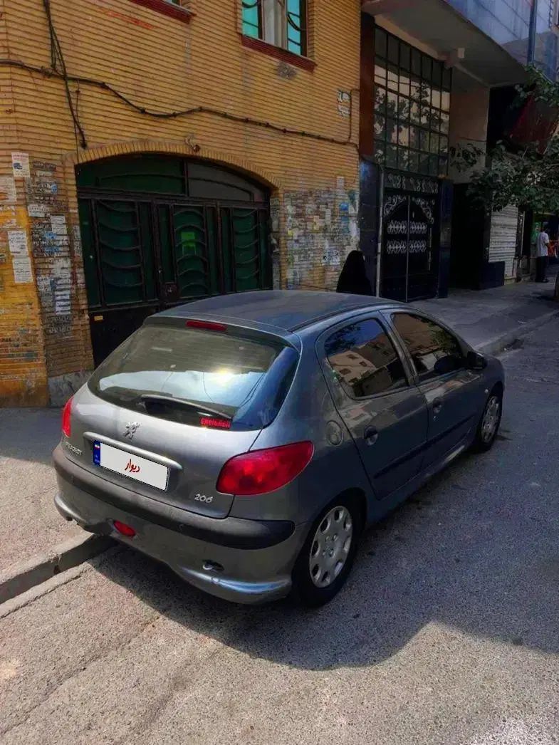 پژو ۲۰۶ مدل ۹۷ بی رنگ نوک مدادی تیپ ۲ خانگی|خودرو سواری و وانت|تهران, چیتگر شمالی|دیوار