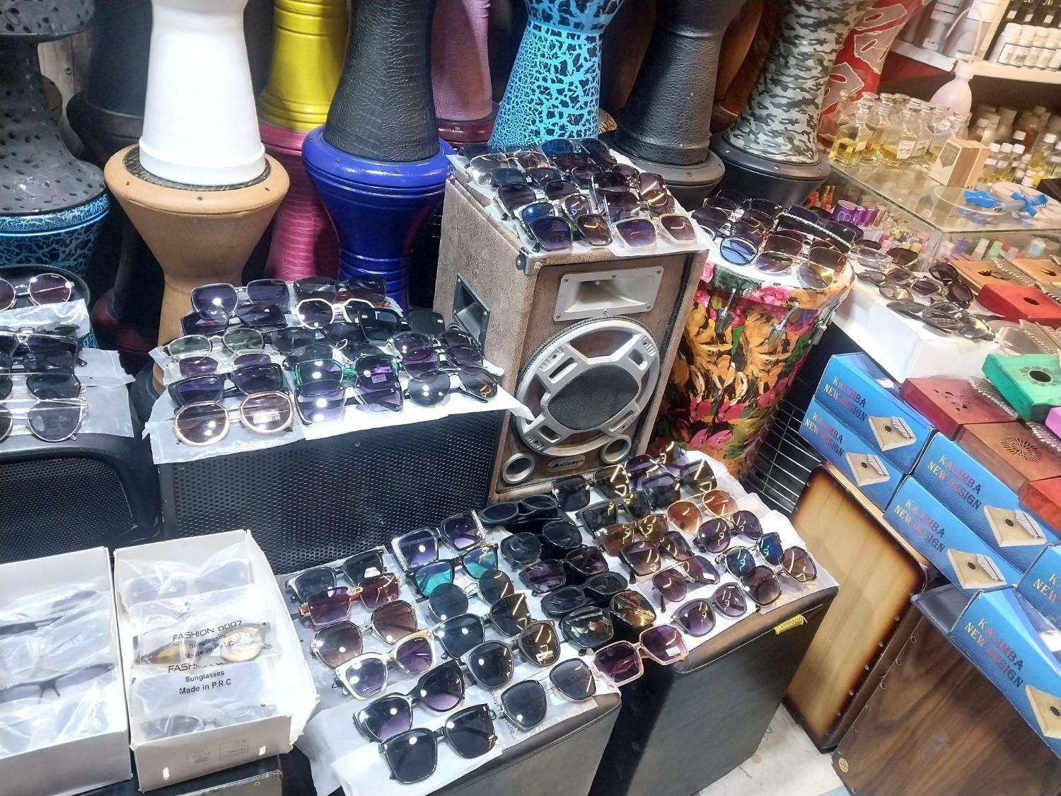 عینک آفتابی ادکلن به علت جمع کردن عطر فروشی|زیورآلات و اکسسوری|مشهد, طلاب|دیوار