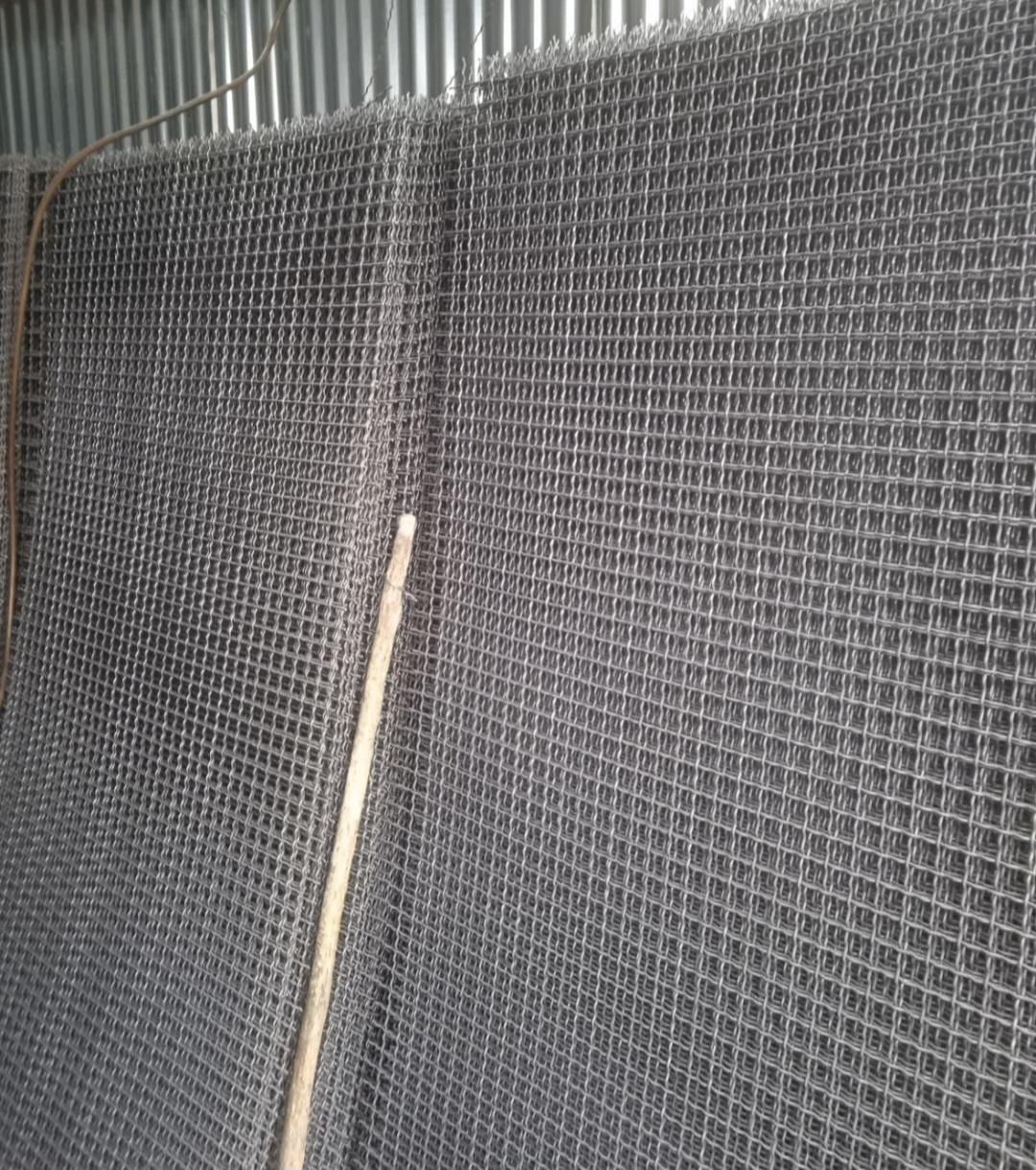 سیم خاردار خطی و حلقوی و فنس و تور|مصالح و تجهیزات ساختمان|کرمانشاه, |دیوار