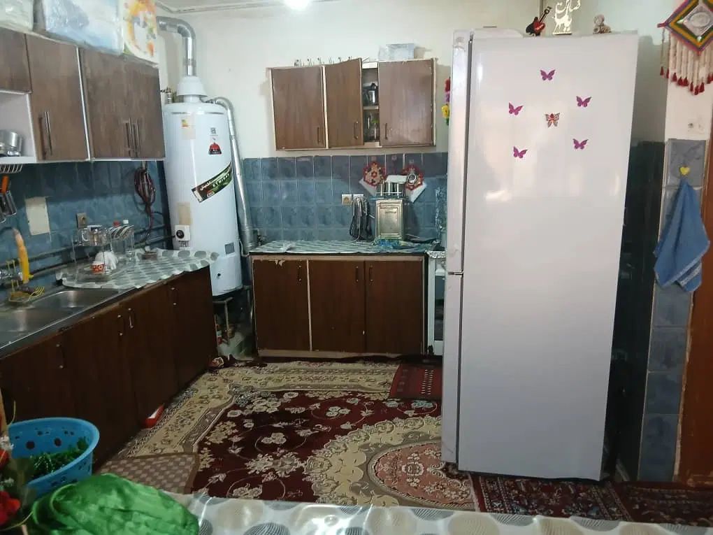دو طبقه با قیمت مناسب خیابان آزادی|اجارهٔ خانه و ویلا|اصفهان, شهرک امام خمینی|دیوار