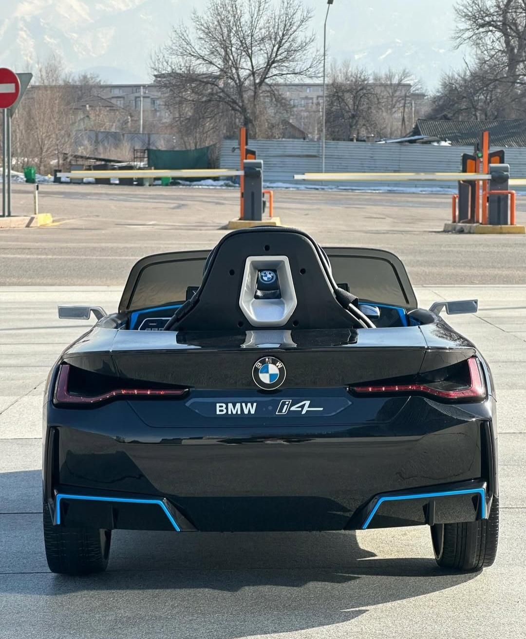 ماشین شارژیBMW-i4اورجینال|اسباب‌‌بازی|تهران, نواب|دیوار