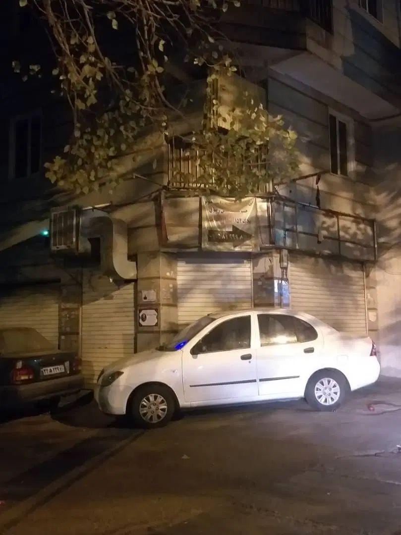 مغاره دونبش بر اصلی بلورسازی ۱۷ و نیم متر رهن کامل|اجارهٔ مغازه و غرفه|تهران, بلورسازی|دیوار
