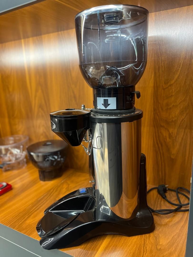 آسیاب قهوه کونیل CUNIL مدل پاکت خور میشیگان|کافی‌شاپ و رستوران|تهران, سنائی|دیوار