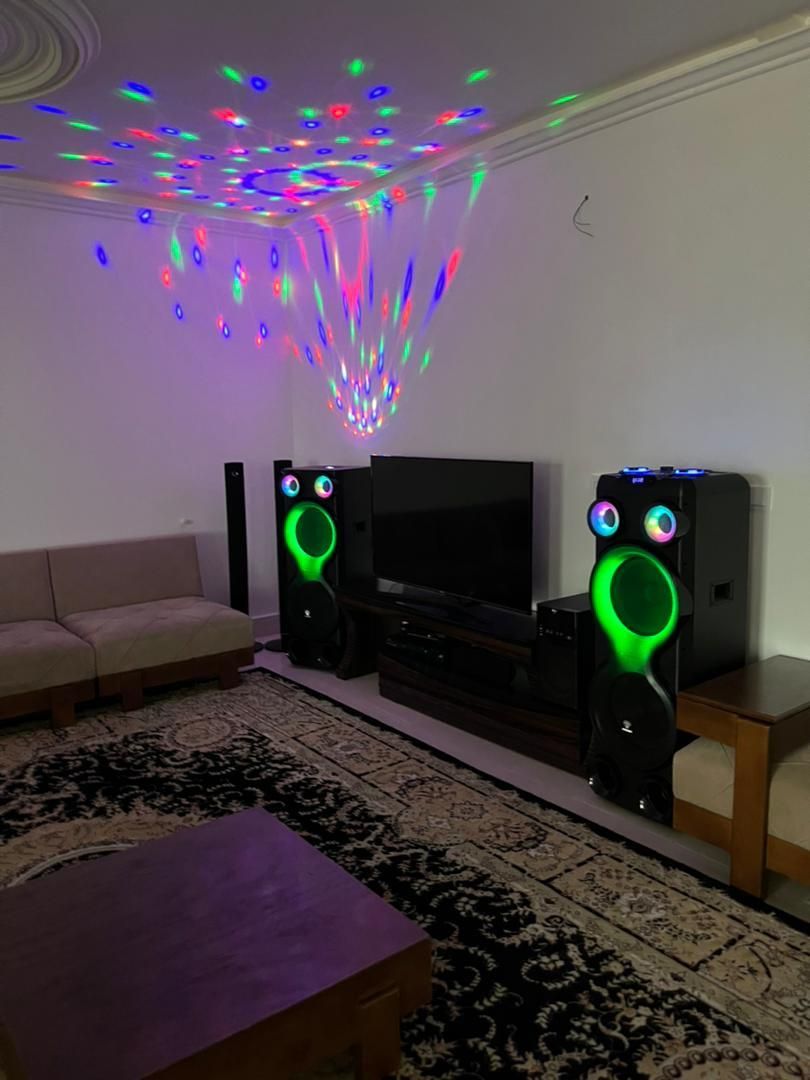 ویلا باغ استخر دار آبگرم جکوزی|اجارهٔ کوتاهمدت ویلا و باغ|خرمآباد, |دیوار