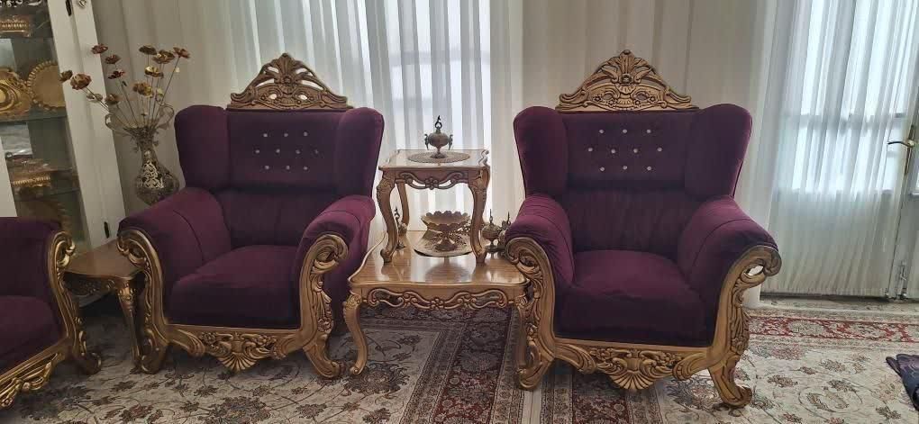 سرویس مبلمان سلطنتی سالم با سه عدد میز چوبی|مبلمان خانگی و میز عسلی|کاشمر, |دیوار