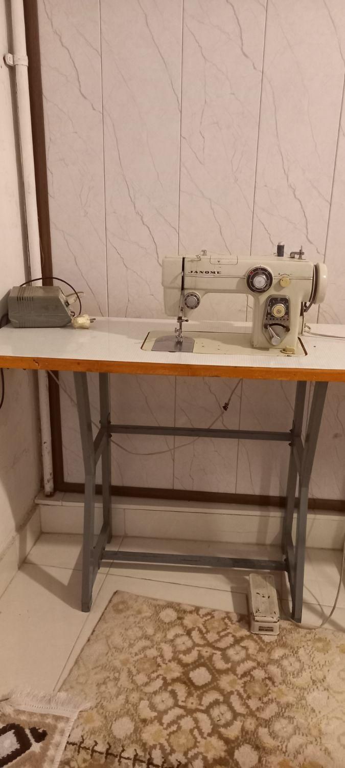 میزچرخ خیاطی ومیز سردوز|لوازم خیاطی و بافتنی|تهران, فرحزاد|دیوار