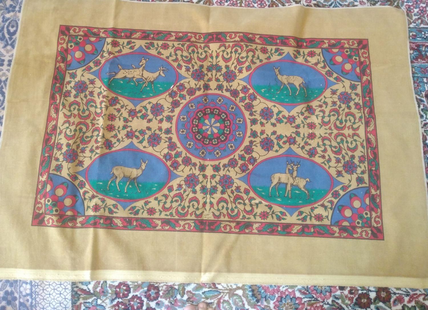 پارچه ماشینی مخمل|پشتی|کرمان, |دیوار