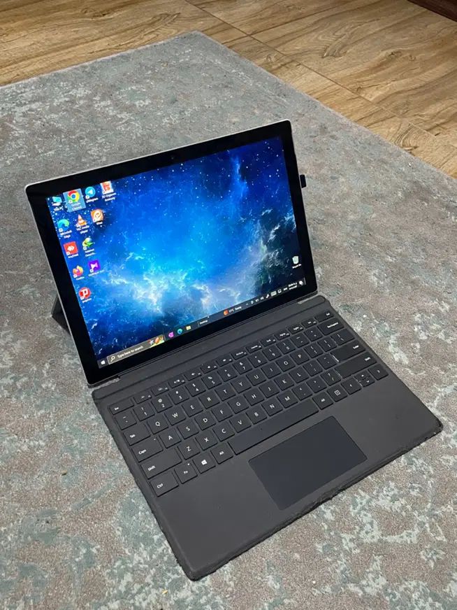 surface pro 5|رایانه همراه|اصفهان, سپاهان‌شهر|دیوار